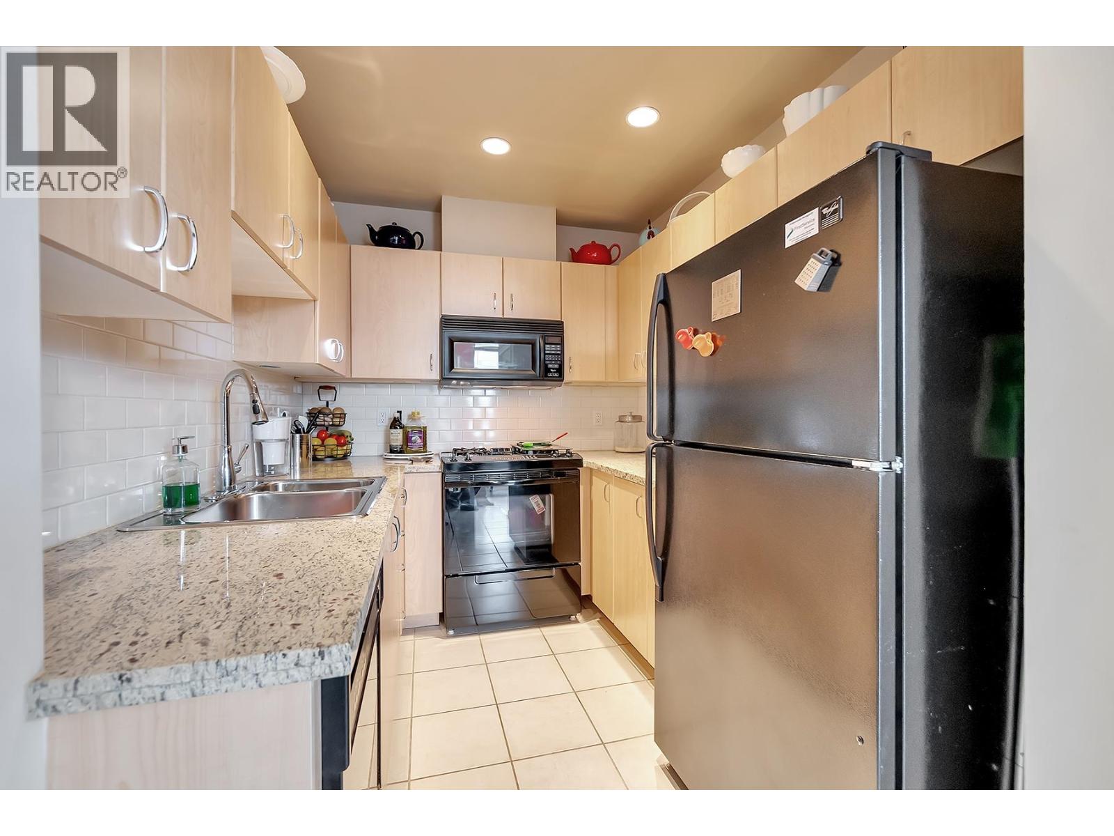 1403 120 W 16th Street, North Vancouver, British Columbia  V7M 3N6 - Photo 12 - R3052144
