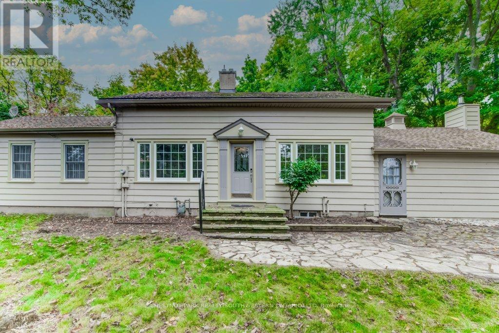 177 Piper Street, North Dumfries, Ontario  N0B 1E0 - Photo 6 - X12426750