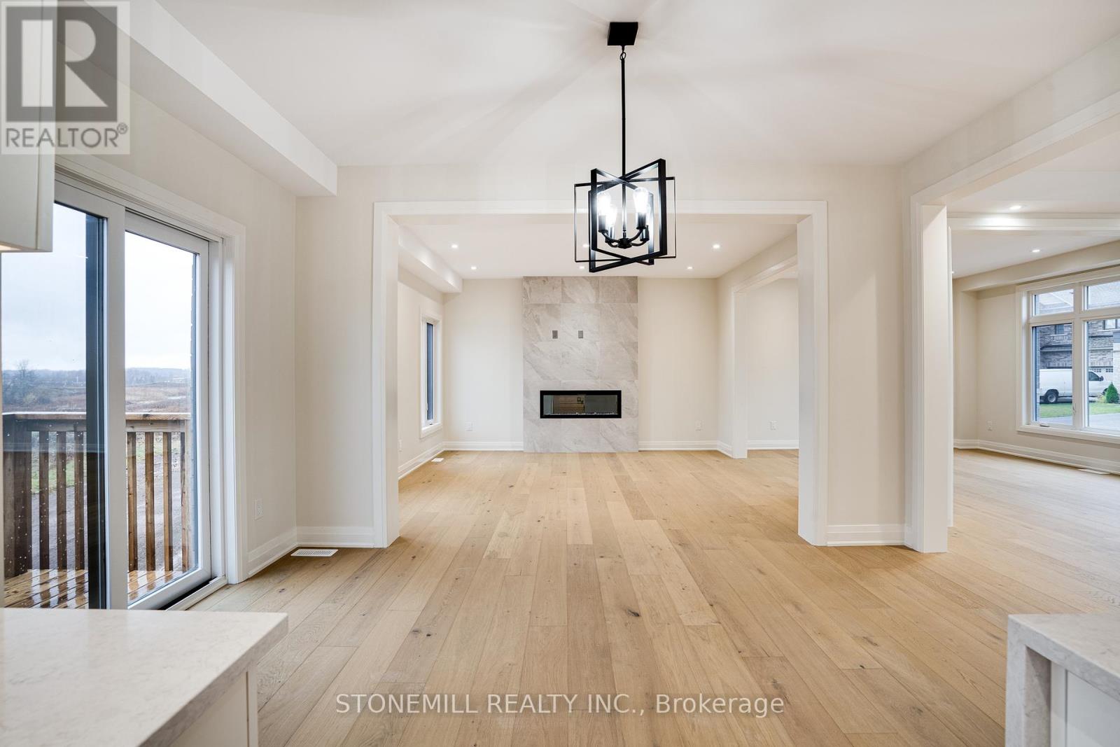 239 Midland Place, Welland, Ontario  L3B 0H4 - Photo 18 - X12426802
