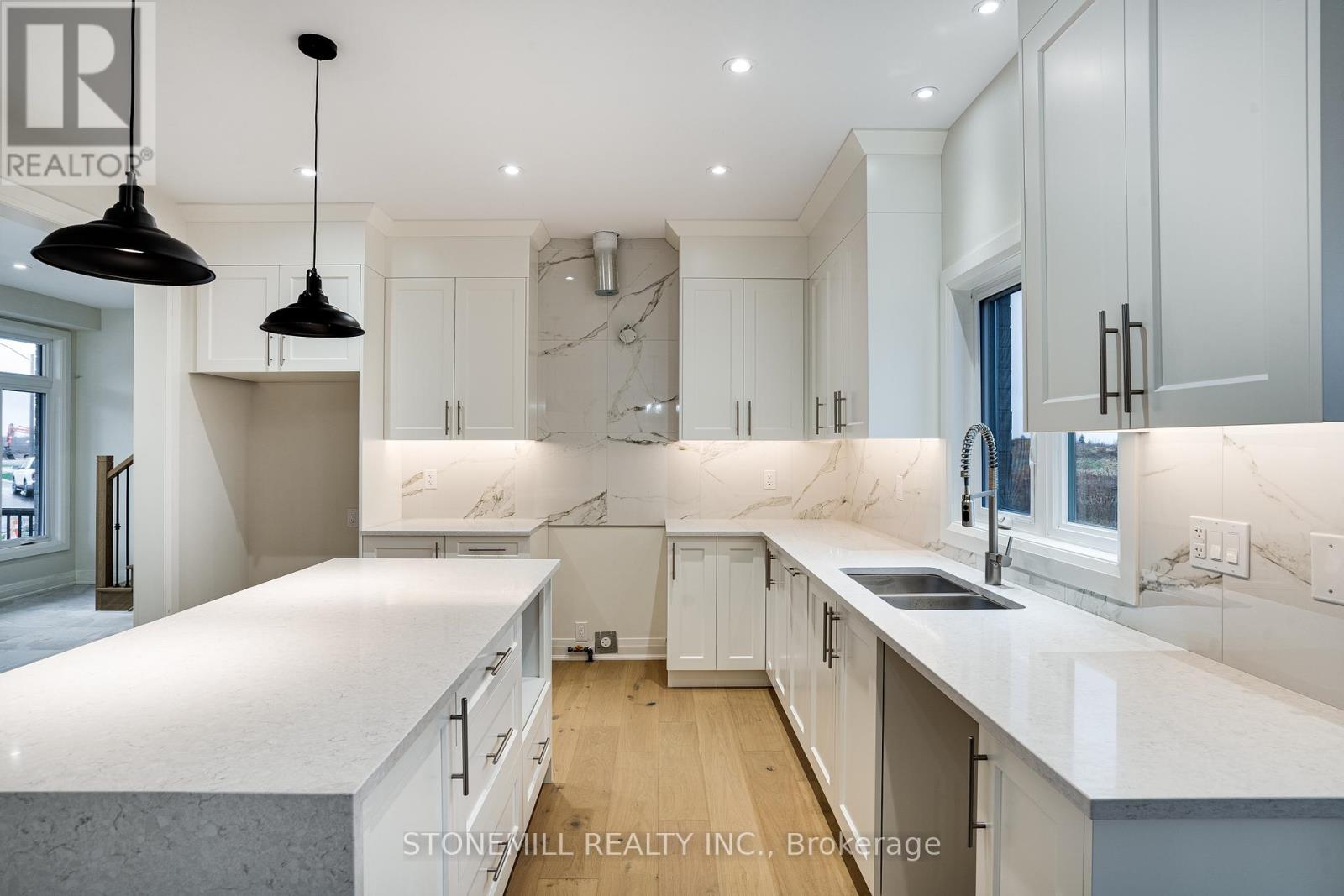 239 Midland Place, Welland, Ontario  L3B 0H4 - Photo 22 - X12426802