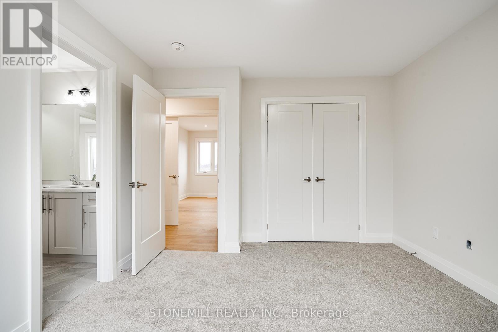239 Midland Place, Welland, Ontario  L3B 0H4 - Photo 35 - X12426802