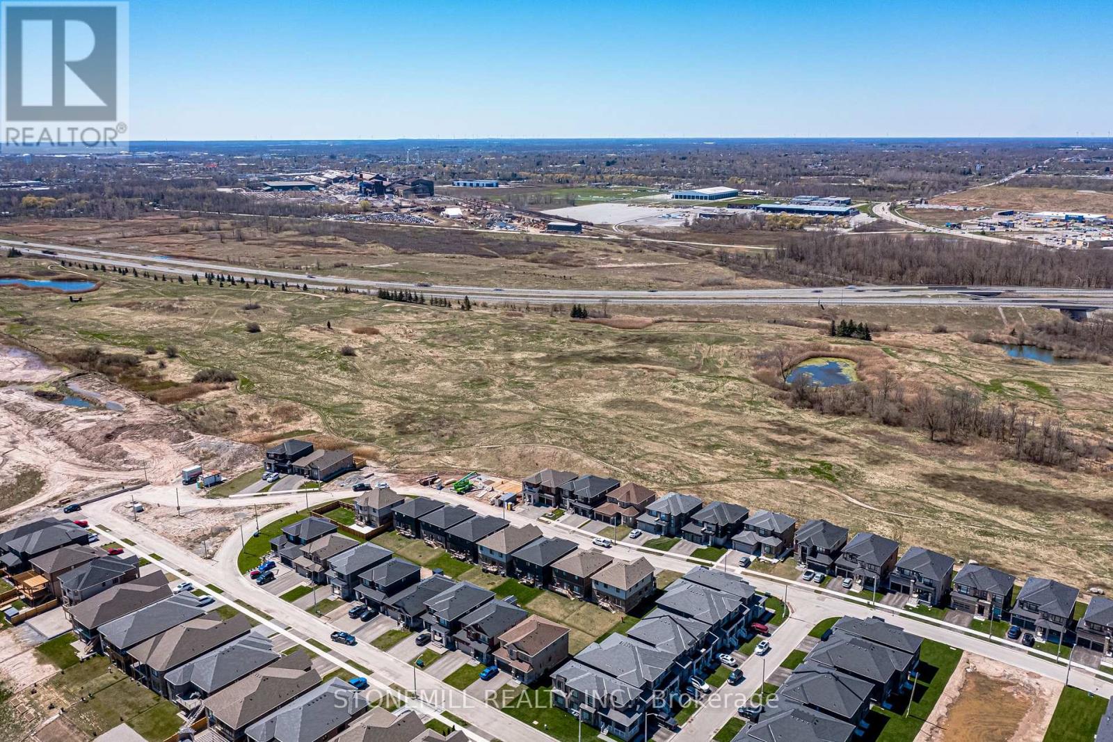 239 Midland Place, Welland, Ontario  L3B 0H4 - Photo 47 - X12426802