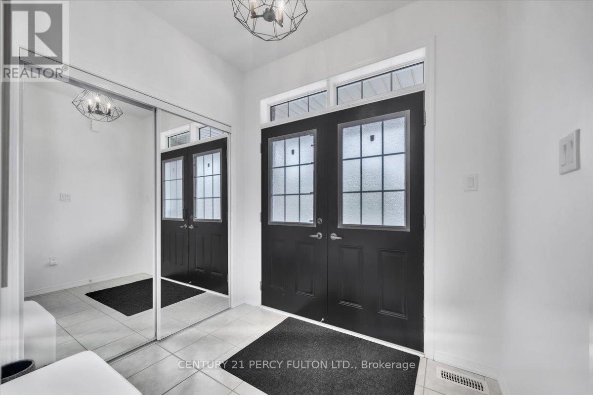 78 Cooke Avenue, Brantford, Ontario  N3T 0S1 - Photo 6 - X12426807