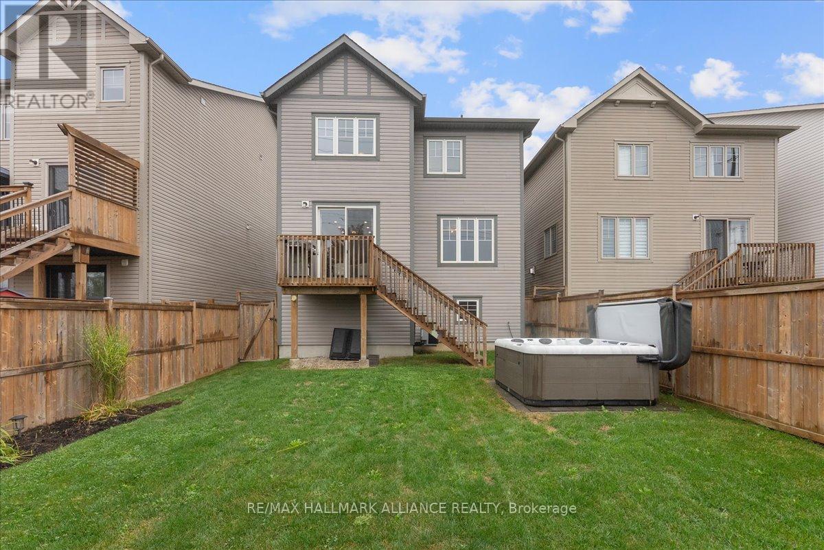 39 Kay Crescent, Centre Wellington (Fergus), Ontario  N1M 0A4 - Photo 37 - X12426821