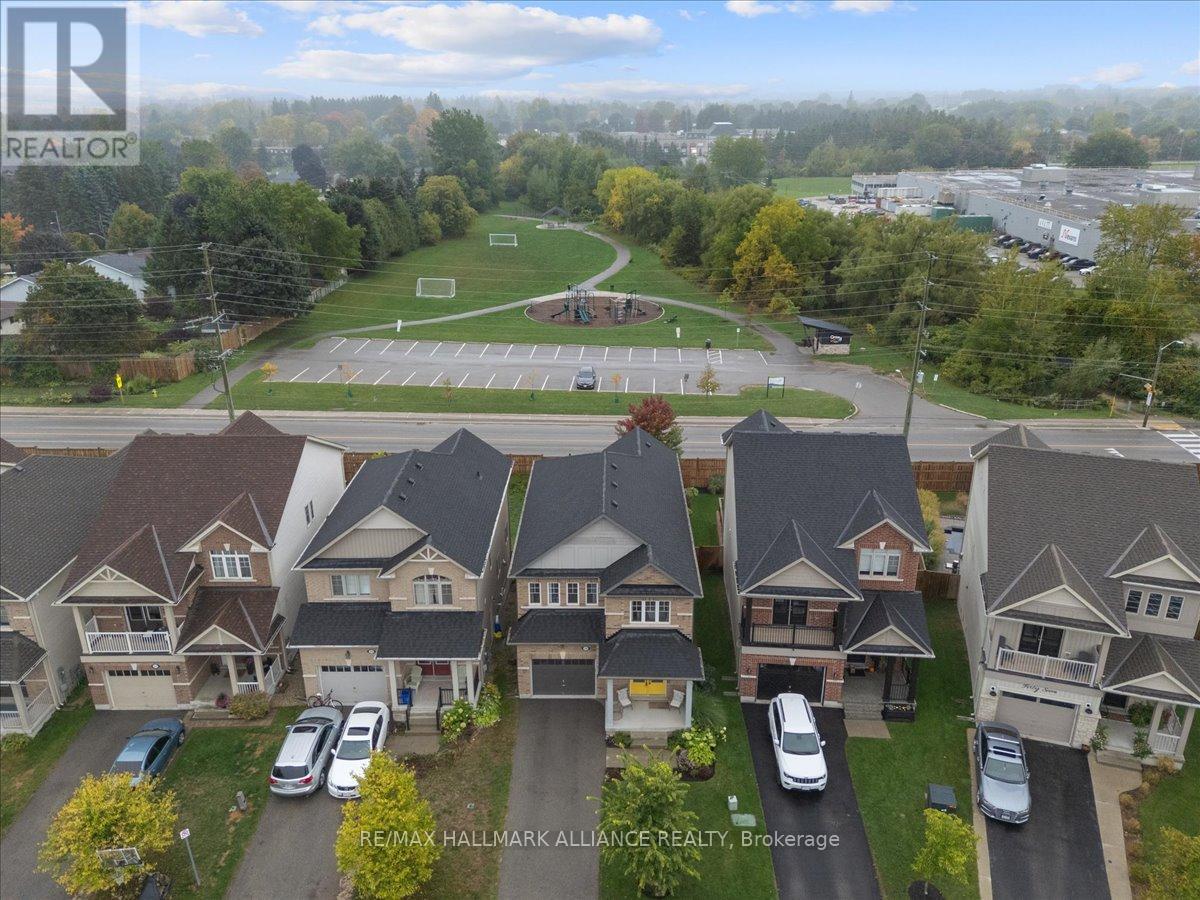 39 Kay Crescent, Centre Wellington (Fergus), Ontario  N1M 0A4 - Photo 44 - X12426821