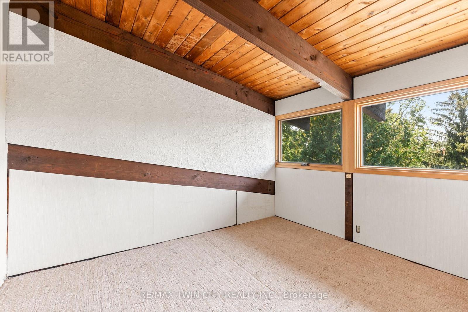 121 Grand Hill Drive, Kitchener, Ontario  N2P 2E2 - Photo 32 - X12426833