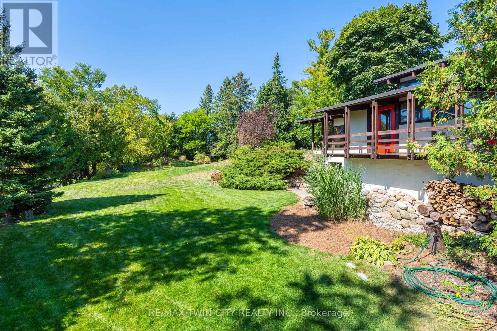 121 Grand Hill Drive, Kitchener, Ontario  N2P 2E2 - Photo 43 - X12426833