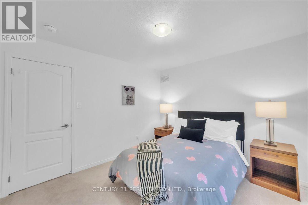 80 Cooke Avenue, Brantford, Ontario  N3T 0S1 - Photo 18 - X12426849