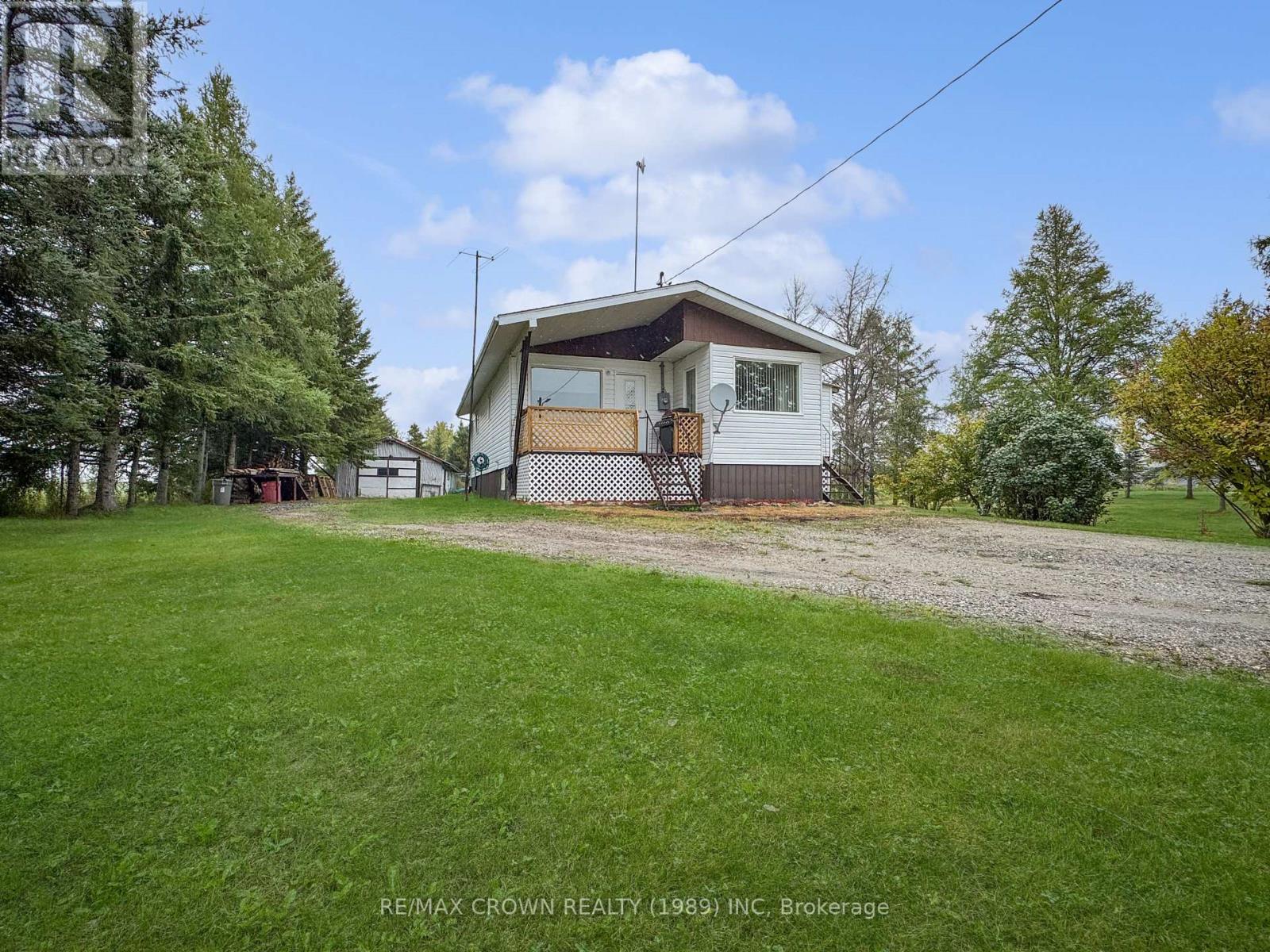 Jogues - Unorganized - 34 Hamann Road, Hearst, Ontario  P0L 1R0 - Photo 9 - T12422463