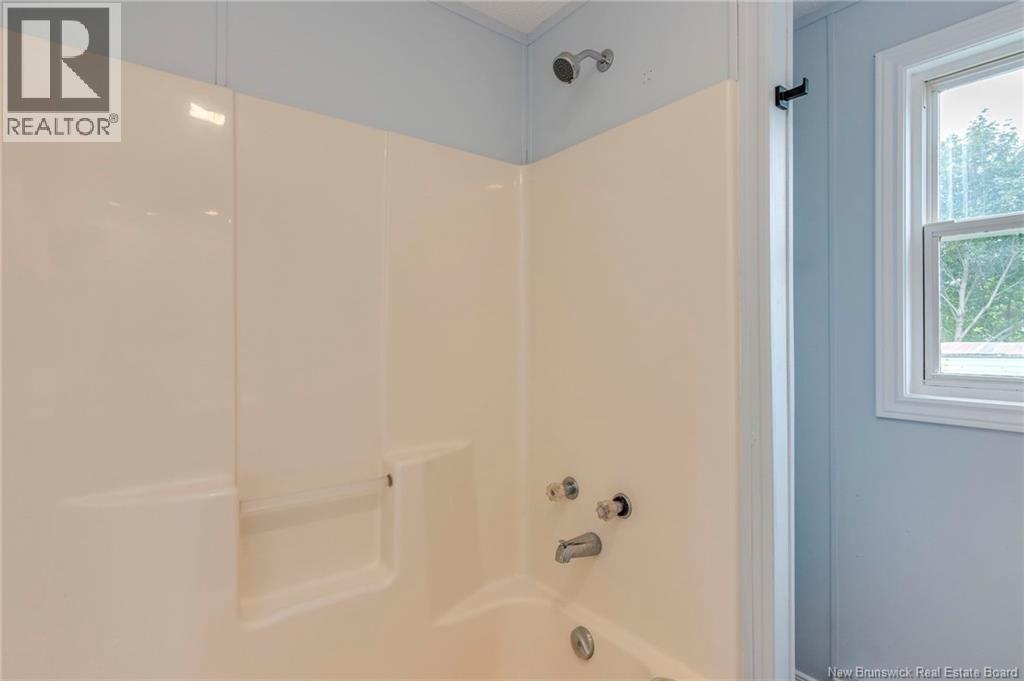 190 Logie Drive, Hampton, New Brunswick  E5N 5T5 - Photo 21 - NB127317