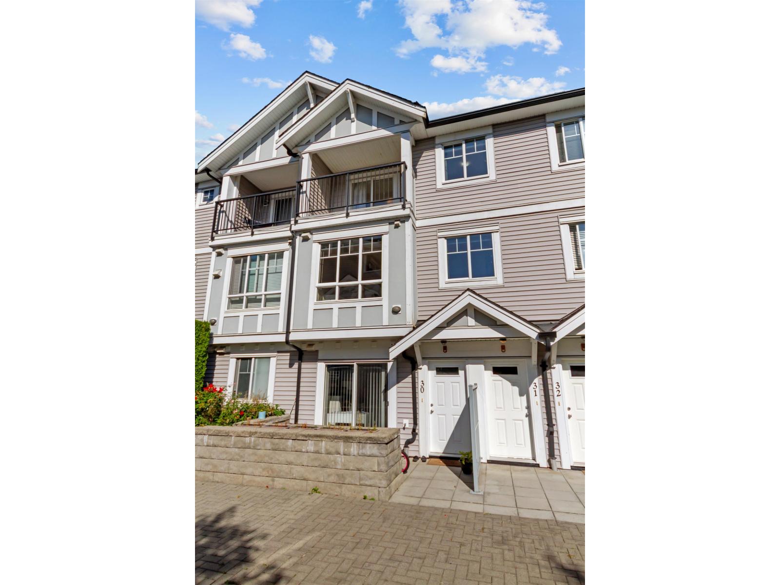 31 13239 OLD YALE ROAD, surrey, British Columbia
