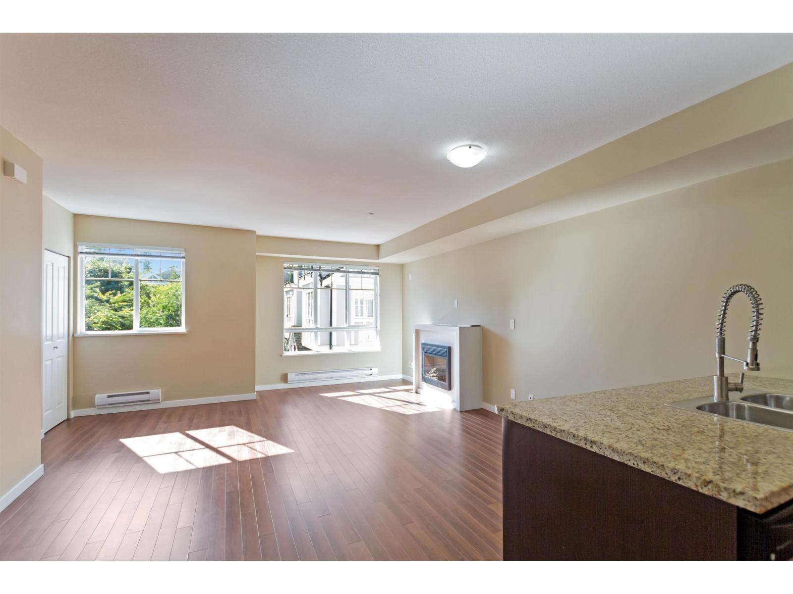 31 13239 Old Yale Road, Surrey, British Columbia  V3T 3C5 - Photo 4 - R3051534