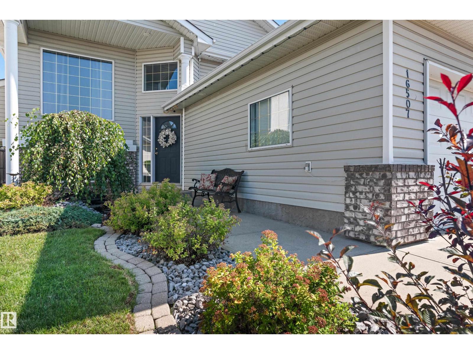 16507 81 St Nw, Edmonton, Alberta  T5Z 3J4 - Photo 3 - E4459473
