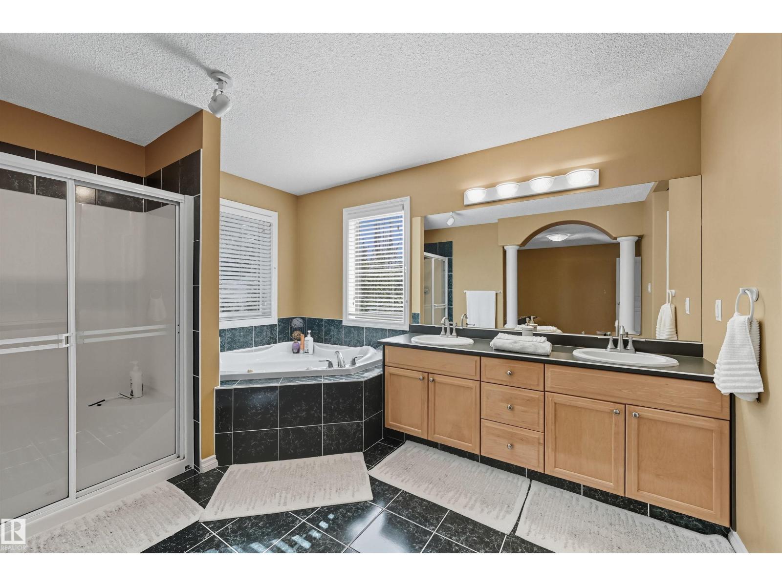 2007 Haddow Dr Nw, Edmonton, Alberta  T6R 2P2 - Photo 30 - E4459475