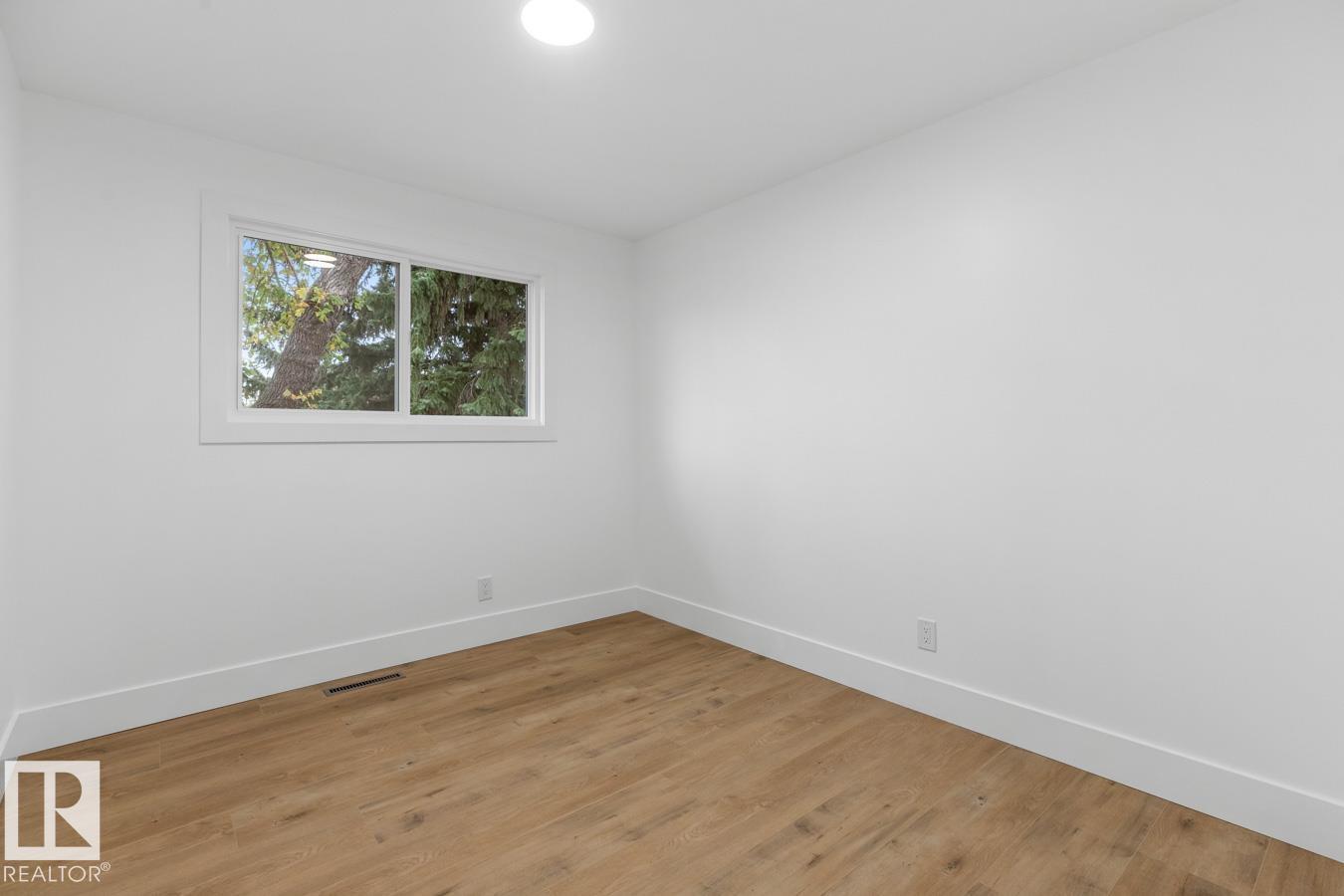 8316 68a St Nw, Edmonton, Alberta  T6B 1T3 - Photo 26 - E4459476