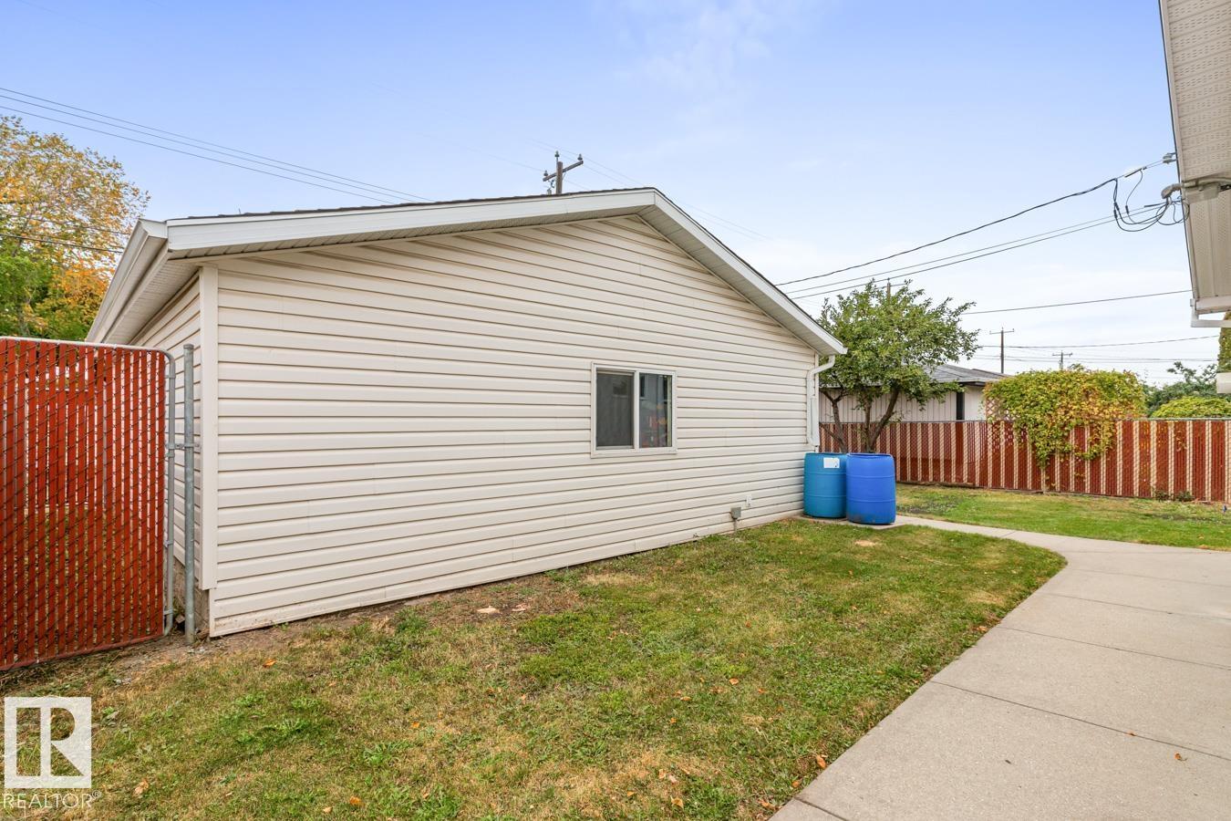 8316 68a St Nw, Edmonton, Alberta  T6B 1T3 - Photo 42 - E4459476