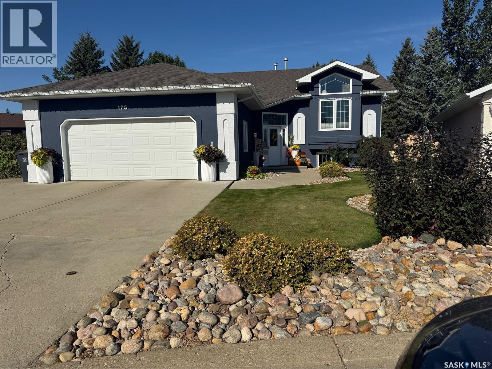 175 Janet Place, Battleford, Saskatchewan  S0M 0E0 - Photo 2 - SK019360