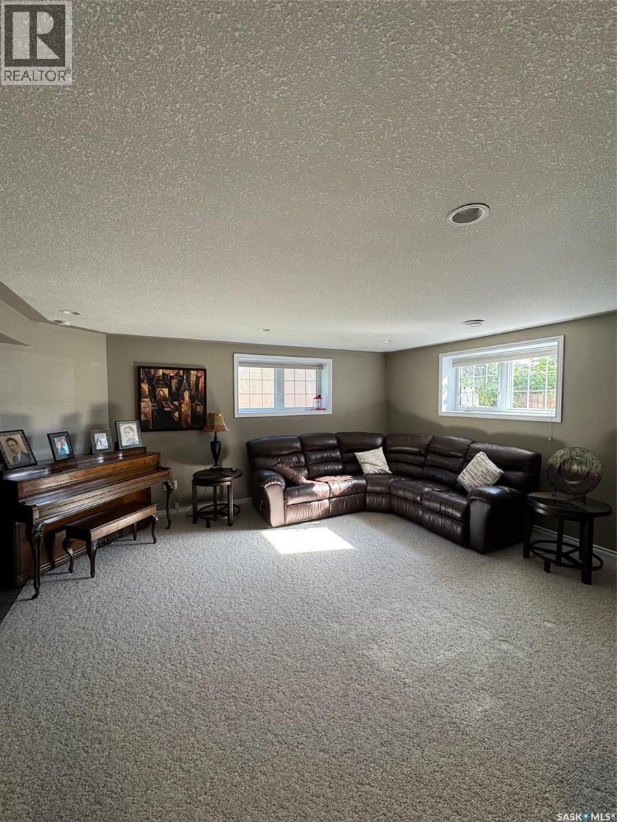 175 Janet Place, Battleford, Saskatchewan  S0M 0E0 - Photo 24 - SK019360
