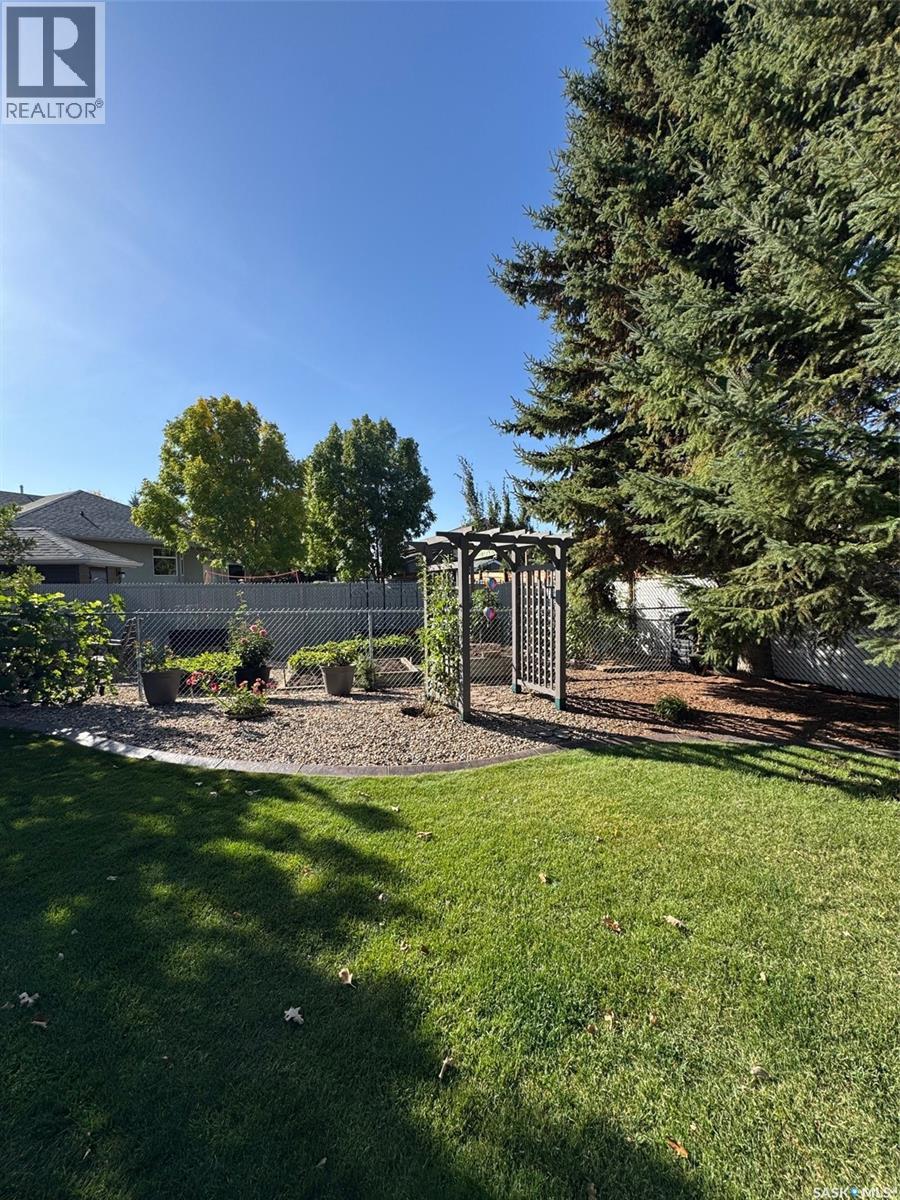 175 Janet Place, Battleford, Saskatchewan  S0M 0E0 - Photo 42 - SK019360