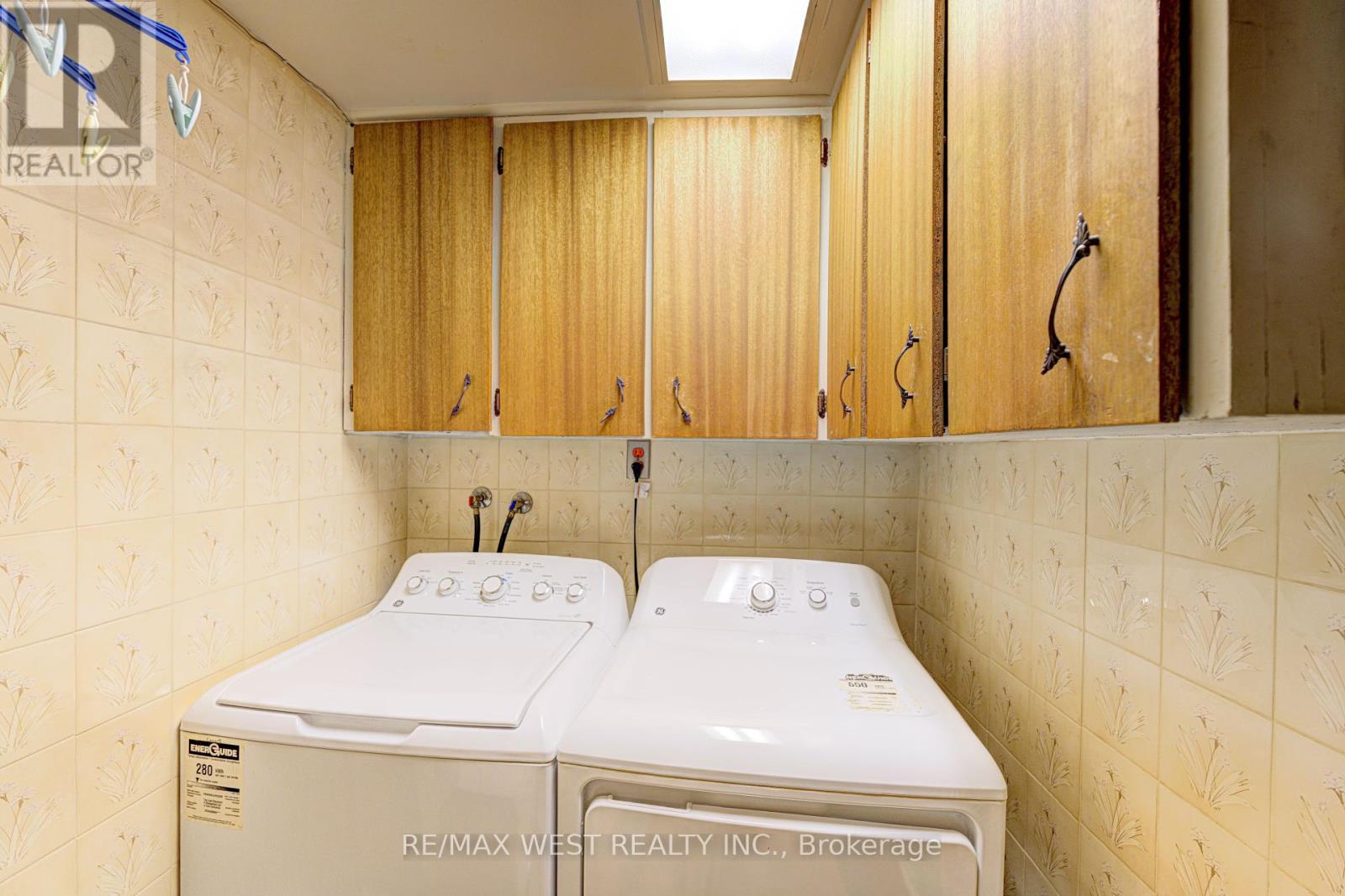 5 Archer Street, Toronto, Ontario  M6H 1J1 - Photo 35 - C12419109