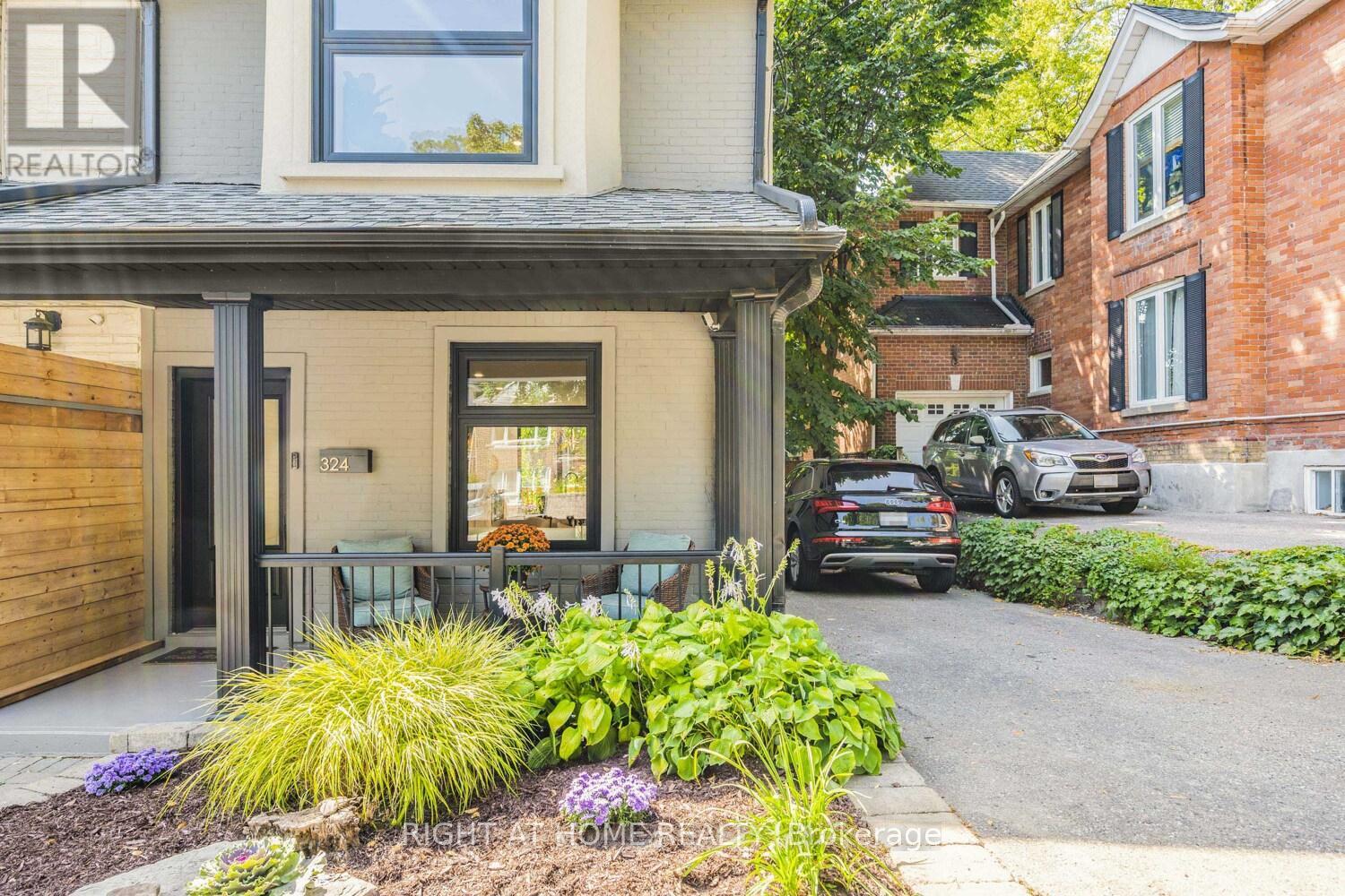324 Lee Avenue, Toronto, Ontario  M4E 2P8 - Photo 48 - E12408303