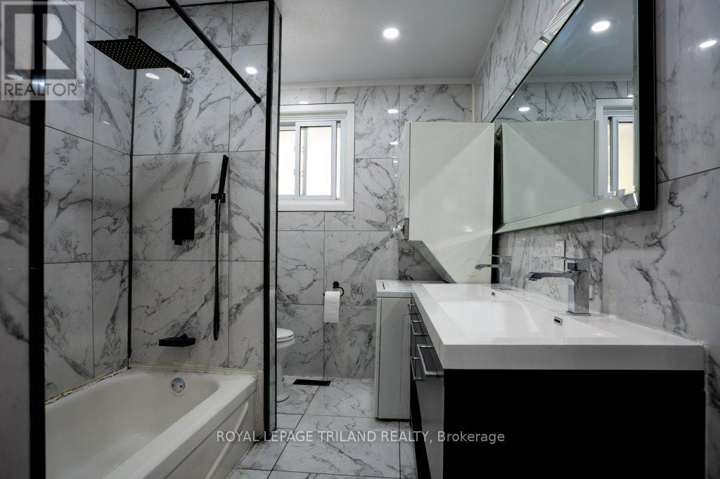 75 Tweed Crescent, London North, Ontario  N5X 1Z5 - Photo 21 - X12416468