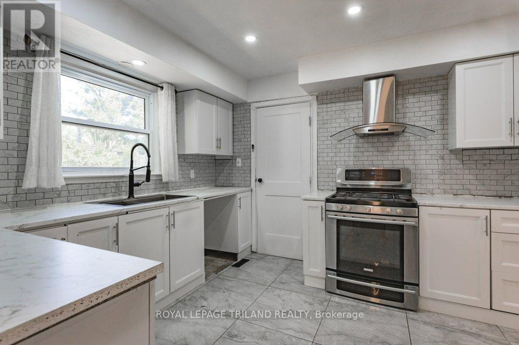 75 Tweed Crescent, London North, Ontario  N5X 1Z5 - Photo 17 - X12416468
