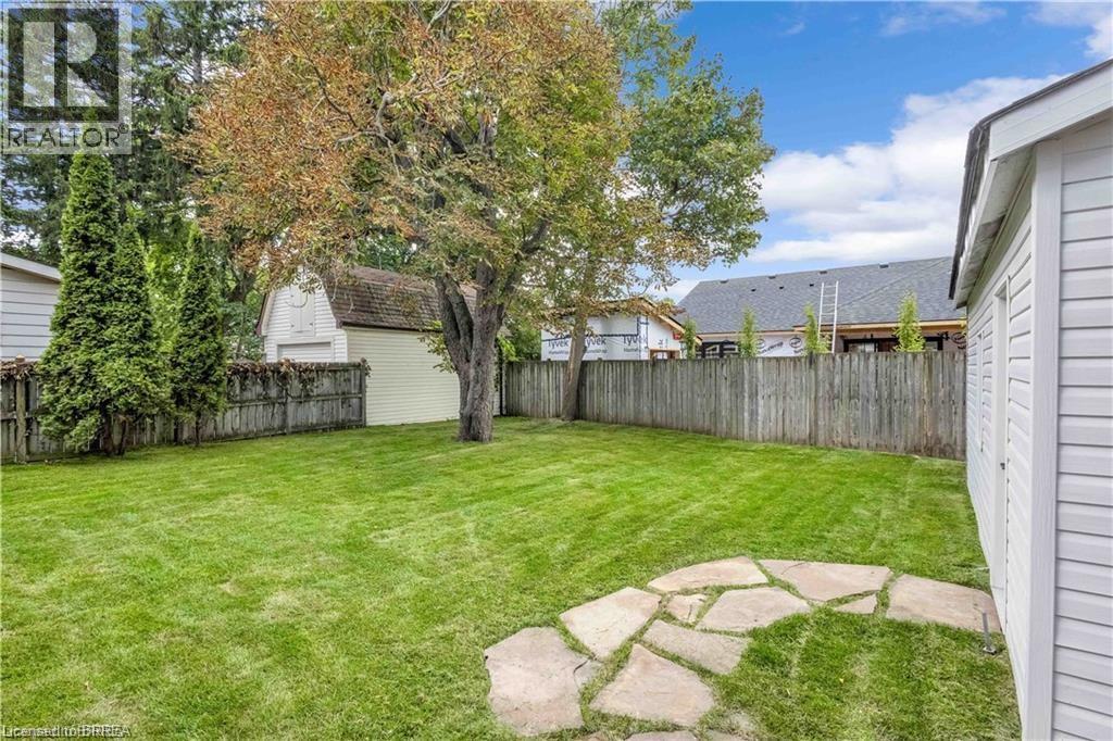 15 Hawarden Avenue, Brantford, Ontario  N3T 4H2 - Photo 39 - 40773421