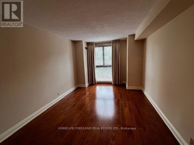 405 - 1 Concorde Place, Toronto, Ontario  M3C 3K6 - Photo 18 - C12426867