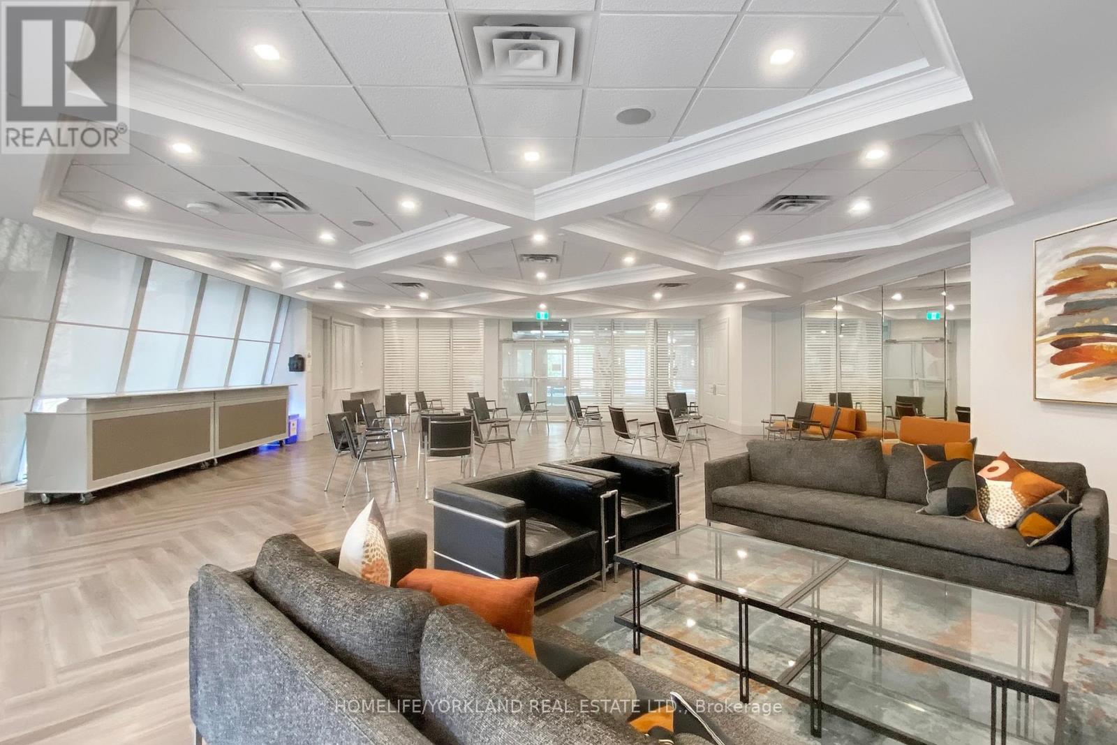 405 - 1 Concorde Place, Toronto, Ontario  M3C 3K6 - Photo 38 - C12426867