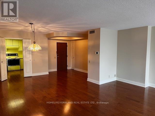 405 - 1 Concorde Place, Toronto, Ontario  M3C 3K6 - Photo 7 - C12426867