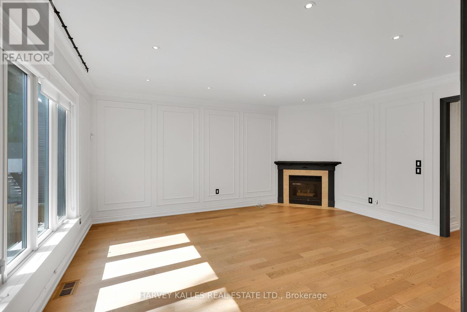 737 Woburn Avenue, Toronto, Ontario  M5M 1M2 - Photo 15 - C12426910