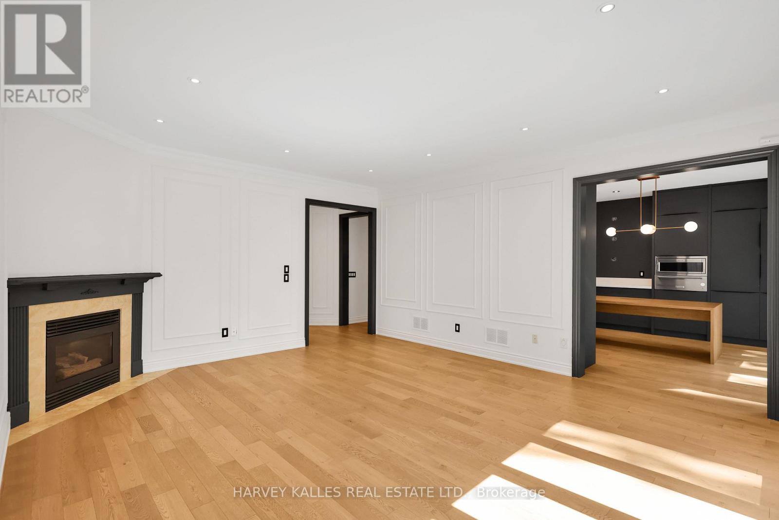 737 Woburn Avenue, Toronto, Ontario  M5M 1M2 - Photo 16 - C12426910
