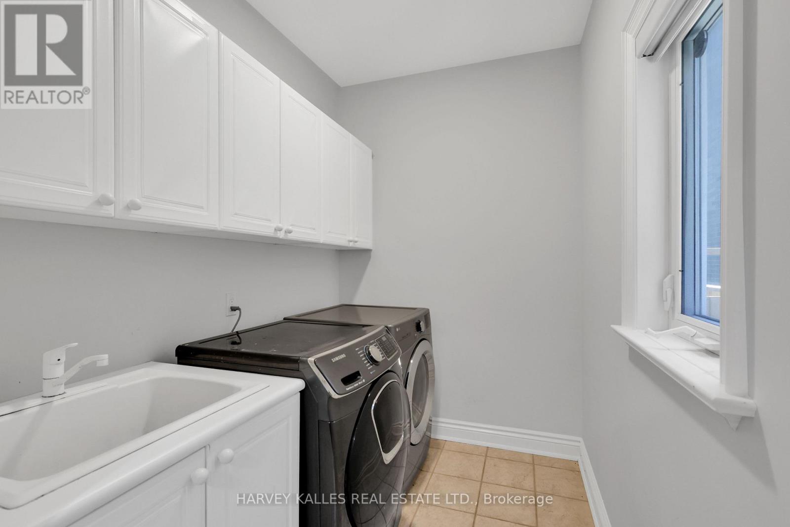 737 Woburn Avenue, Toronto, Ontario  M5M 1M2 - Photo 19 - C12426910