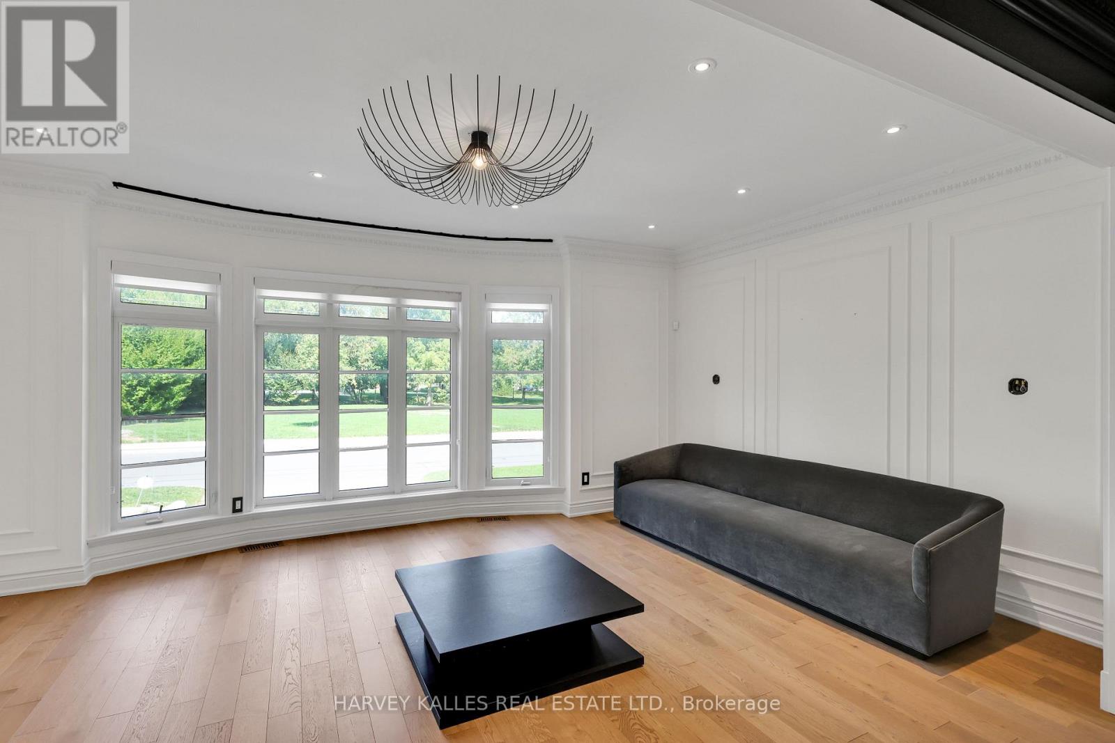 737 Woburn Avenue, Toronto, Ontario  M5M 1M2 - Photo 5 - C12426910