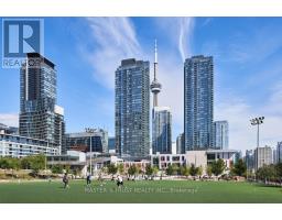 932 - 21 ICEBOAT TERRACE, Toronto, Ontario
