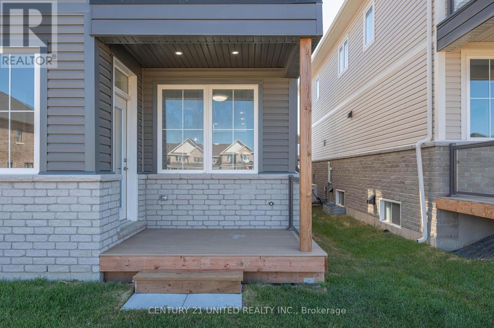 305 Mullighan Gardens, Peterborough, Ontario  K9K 0G3 - Photo 12 - X12426999