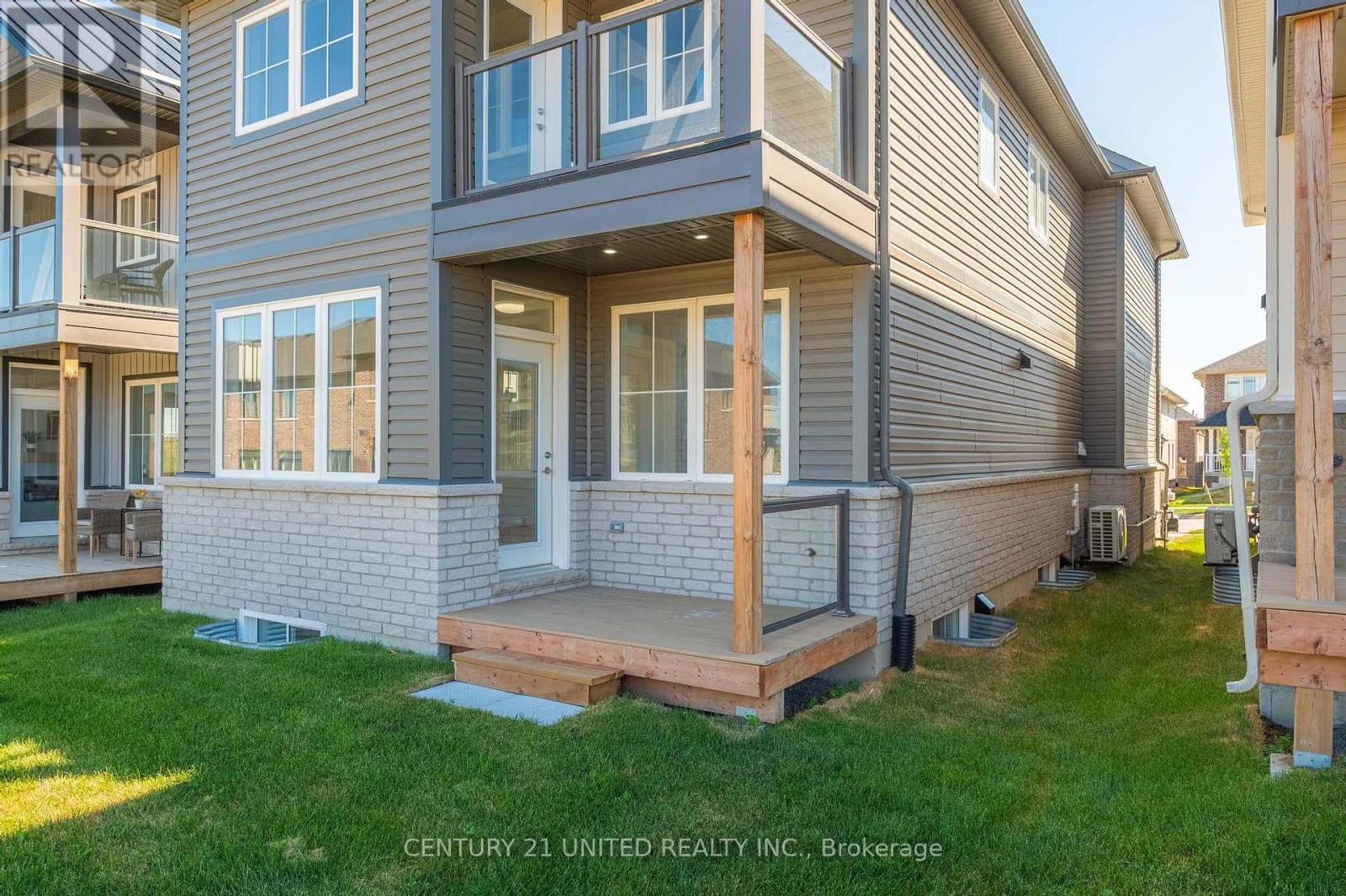 305 Mullighan Gardens, Peterborough, Ontario  K9K 0G3 - Photo 14 - X12426999