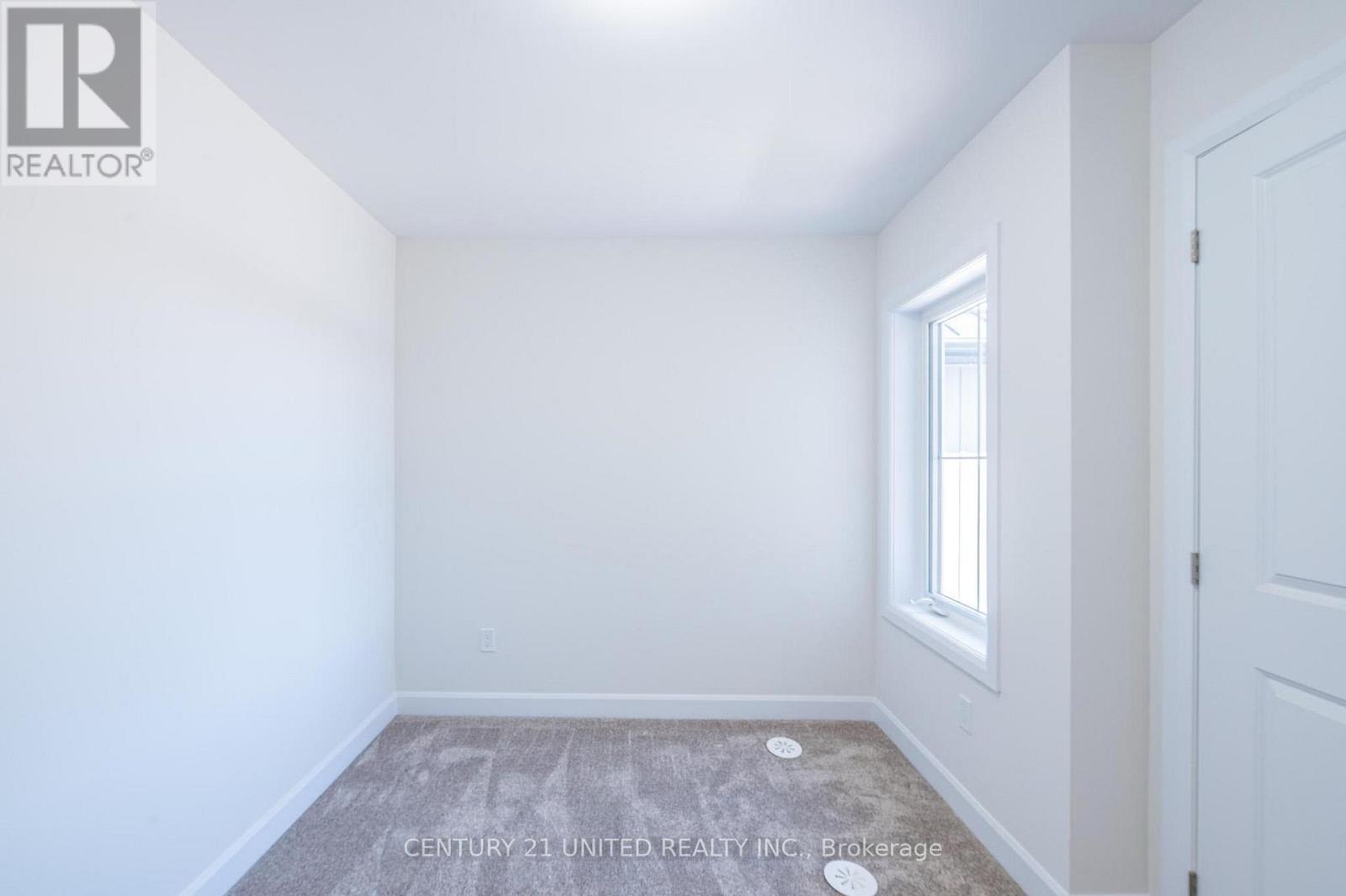 305 Mullighan Gardens, Peterborough, Ontario  K9K 0G3 - Photo 20 - X12426999