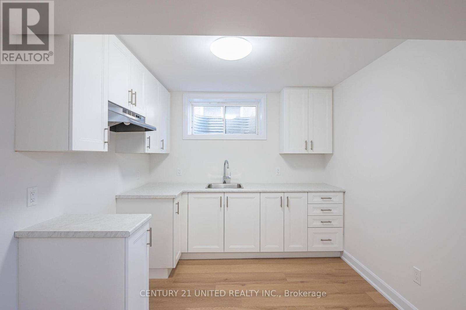305 Mullighan Gardens, Peterborough, Ontario  K9K 0G3 - Photo 24 - X12426999