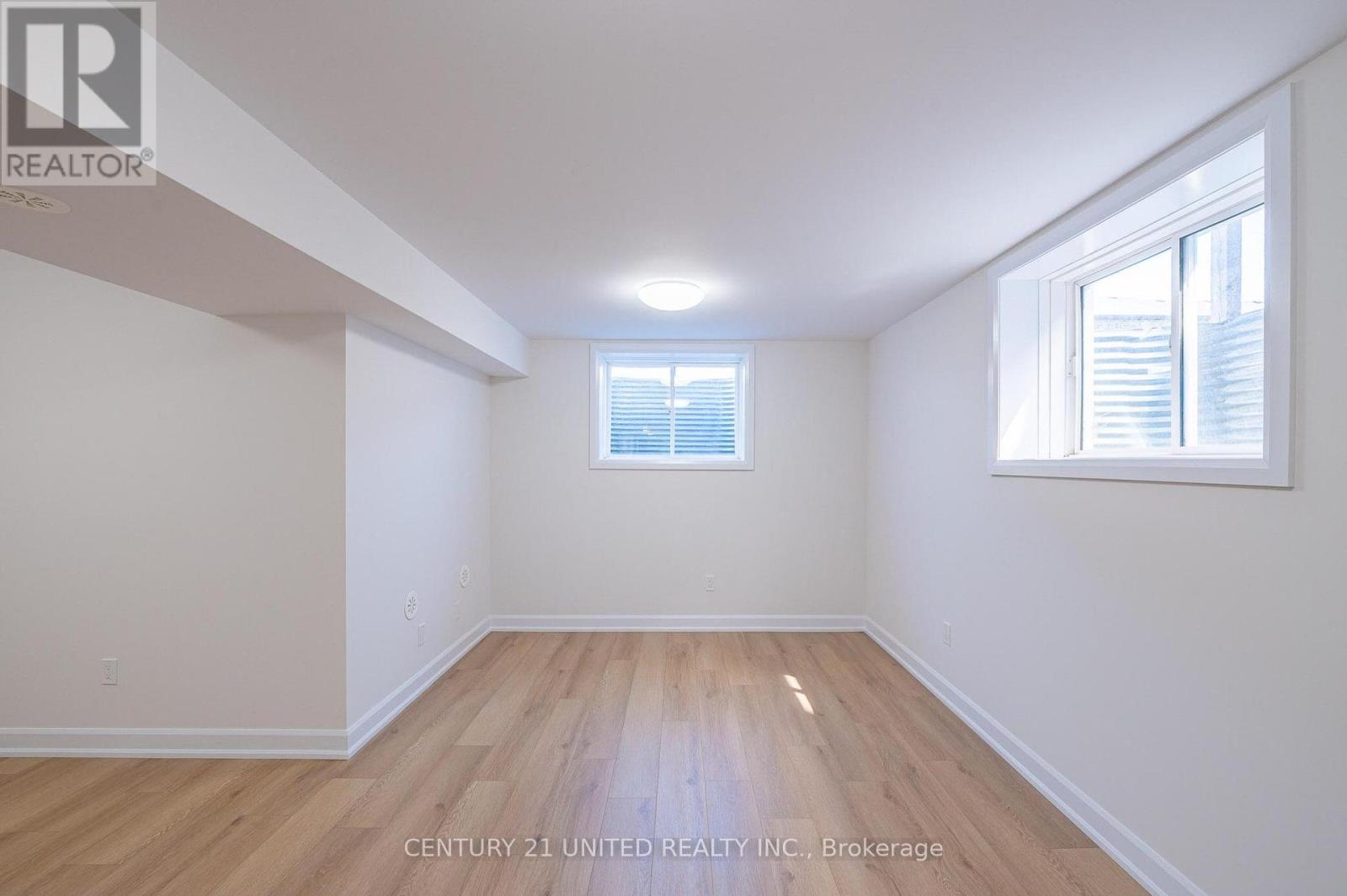 305 Mullighan Gardens, Peterborough, Ontario  K9K 0G3 - Photo 25 - X12426999