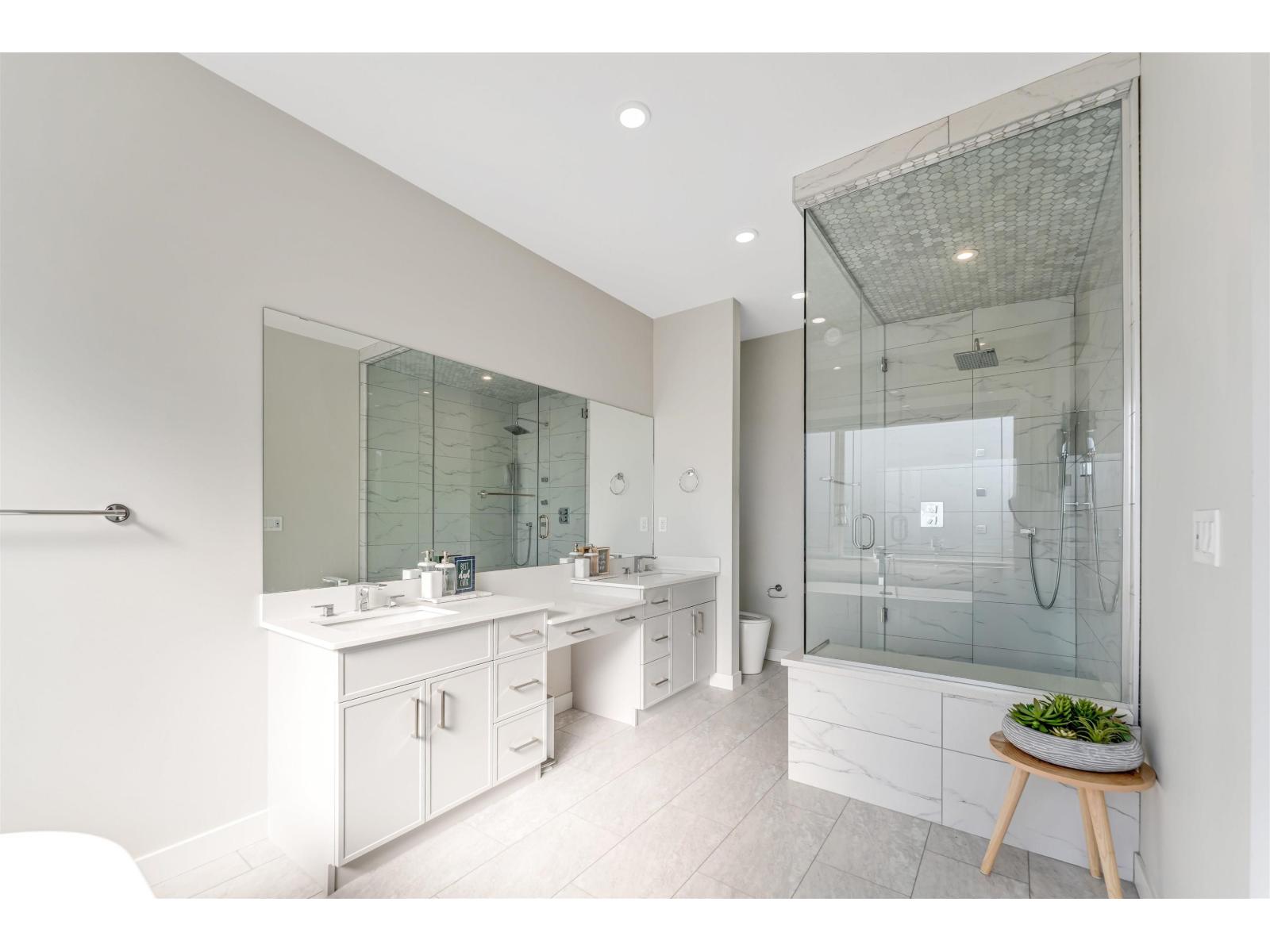2404 13 Av Nw, Edmonton, Alberta  T6T 0V1 - Photo 52 - E4459477