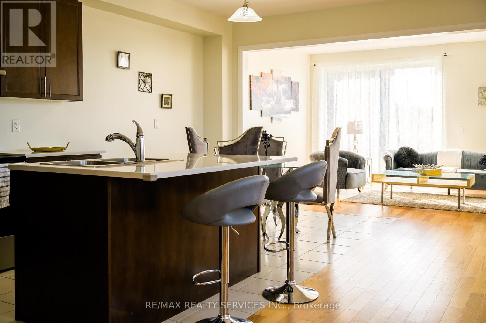 906 Sobeski Avenue, Woodstock, Ontario  N4T 0N7 - Photo 31 - X12426695