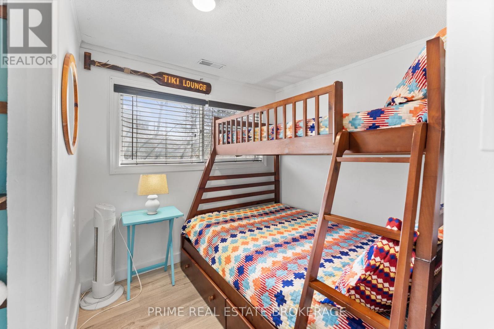 28 Woodward Avenue, Lambton Shores, Ontario  N0M 1T0 - Photo 23 - X12427024