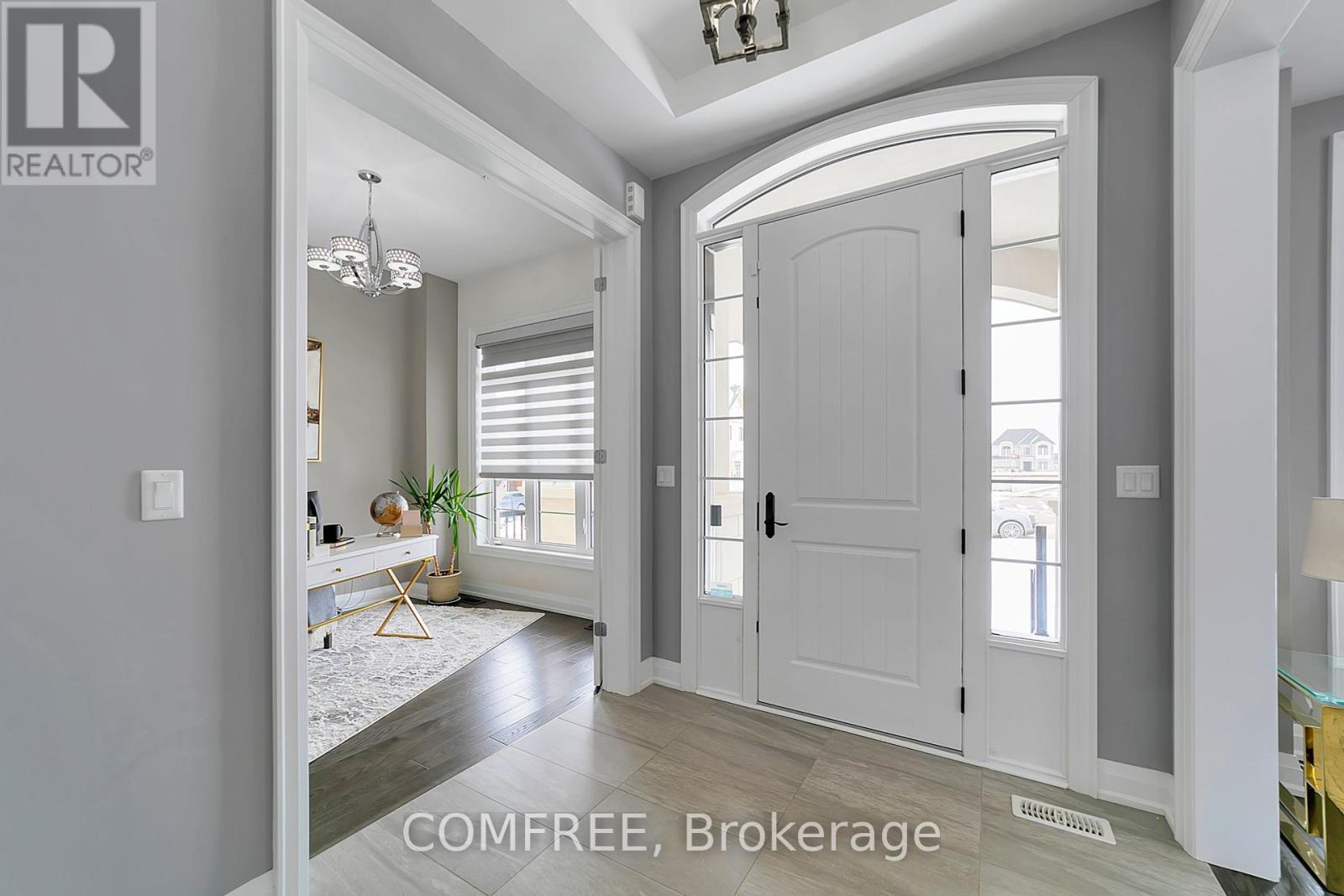 19 Painted Pony Trail, Vaughan (Kleinburg), Ontario  L4H 4P1 - Photo 6 - N12427040