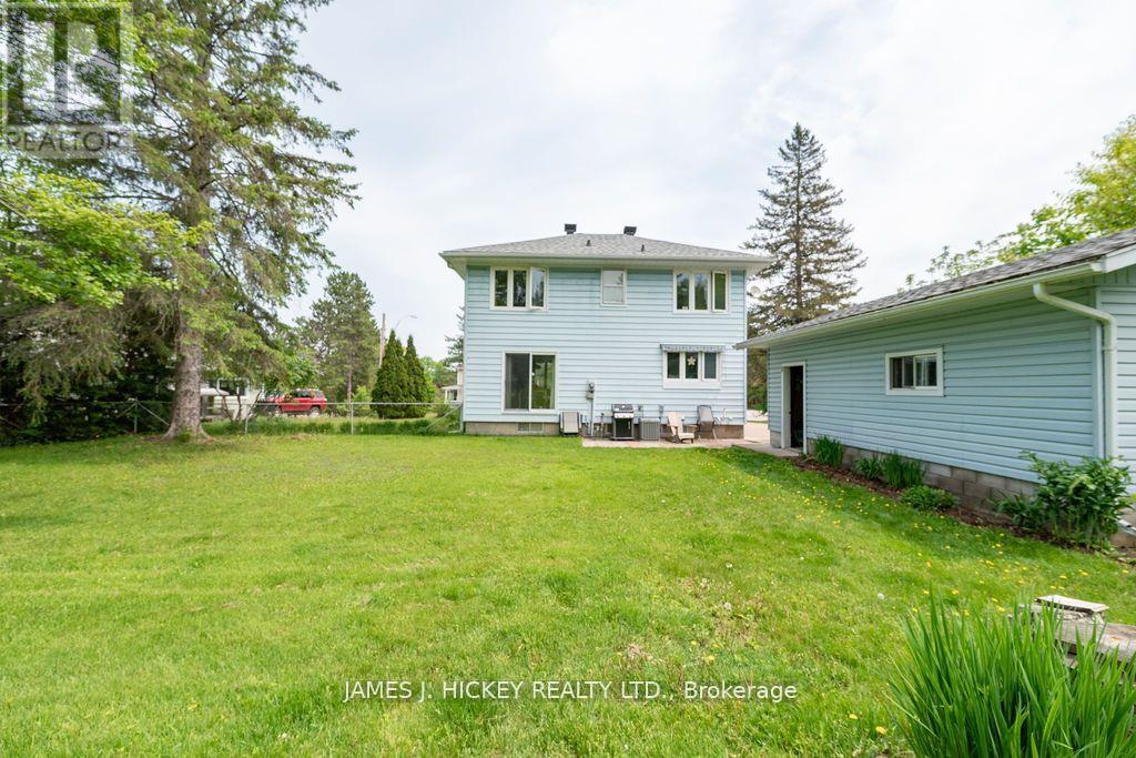 8 Tweedsmuir Place, Deep River, Ontario  K0J 1P0 - Photo 38 - X12426980