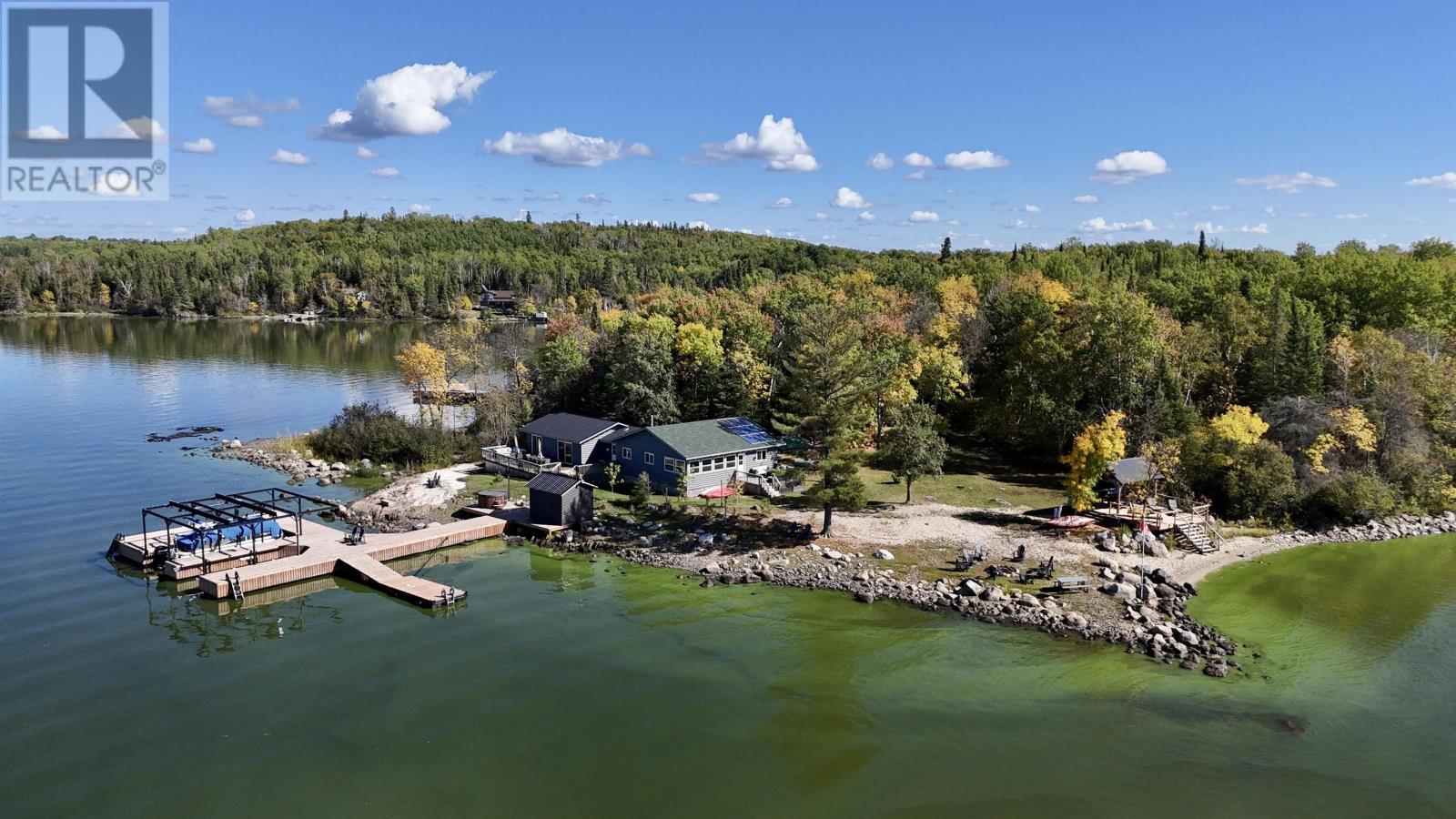 17 PIPESTONE POINT LAKE OF THE WOODS, DISTRICT OF KENORA, Ontario