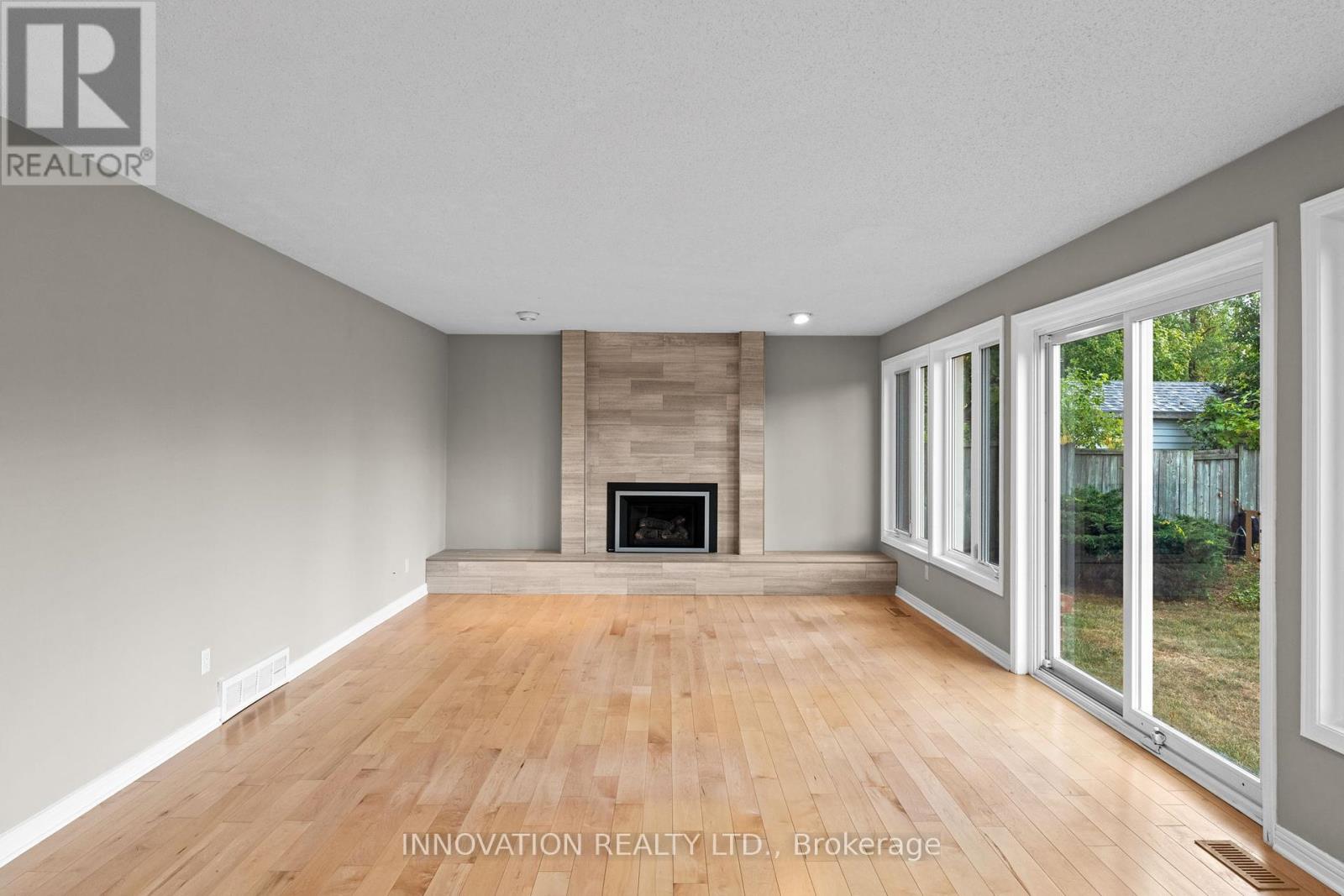206 Cypress Court, Ottawa, Ontario  K2H 8Z8 - Photo 13 - X12426983