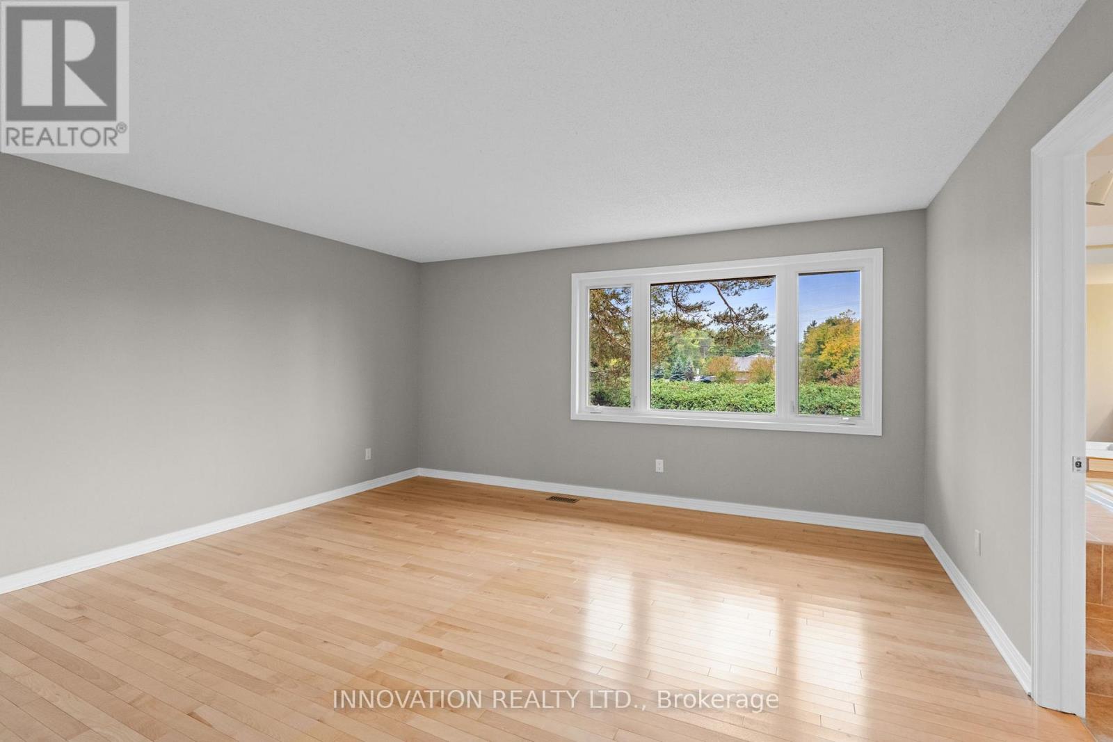 206 Cypress Court, Ottawa, Ontario  K2H 8Z8 - Photo 20 - X12426983
