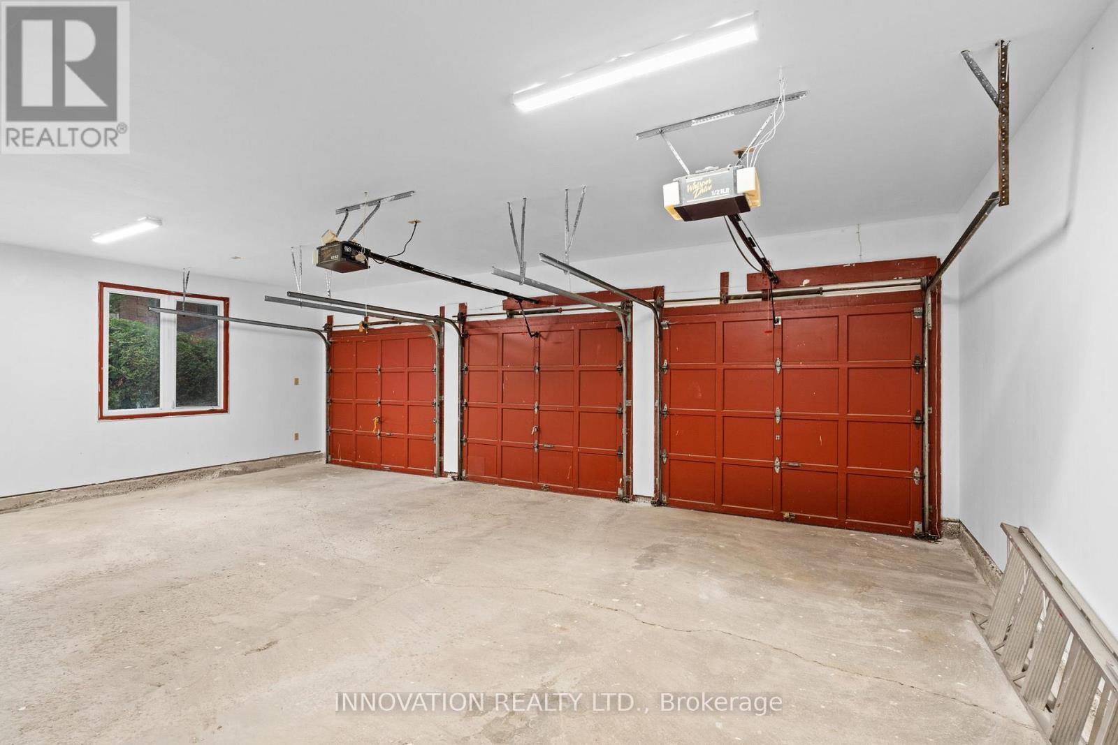 206 Cypress Court, Ottawa, Ontario  K2H 8Z8 - Photo 38 - X12426983